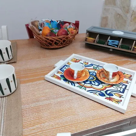 Albero Di Giada Massafra