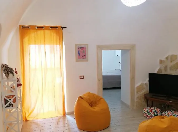 Albero Di Giada * Massafra